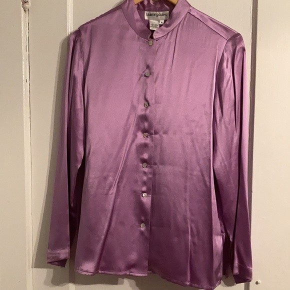 Vintage light silk Bloomingdale’s blouse - Picture 2 of 11